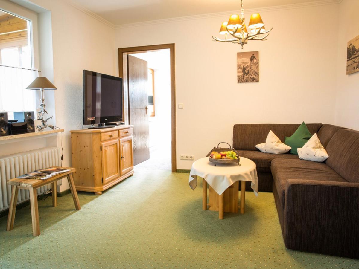 Haus Jaeger Ferienwohnungen Mit Indoor-Pool Inkl. Chiemgaukarte Ruhpolding Exteriör bild