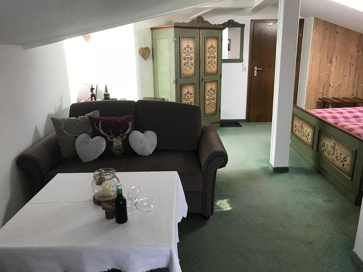 Haus Jaeger Ferienwohnungen Mit Indoor-Pool Inkl. Chiemgaukarte Ruhpolding Exteriör bild