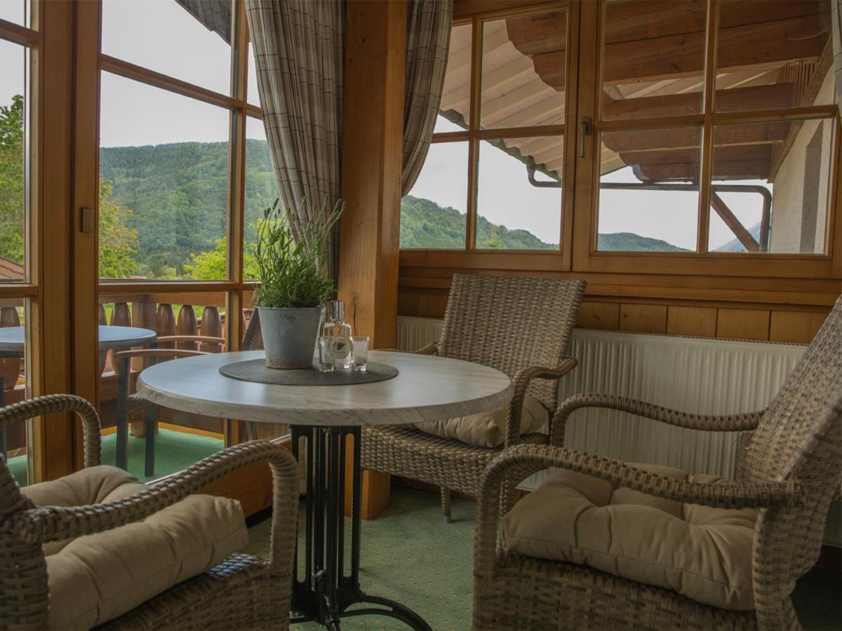 Haus Jaeger Ferienwohnungen Mit Indoor-Pool Inkl. Chiemgaukarte Ruhpolding Exteriör bild